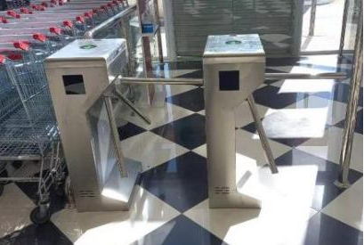 Can Tripod Turnstile Installation Solve Your Transit Crowd Challenges